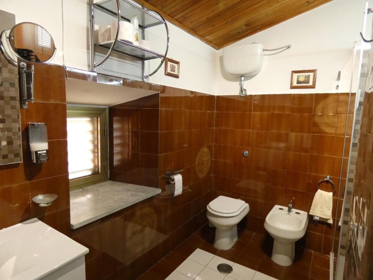 Holiday House Apartment Santa Severina Bagian luar foto