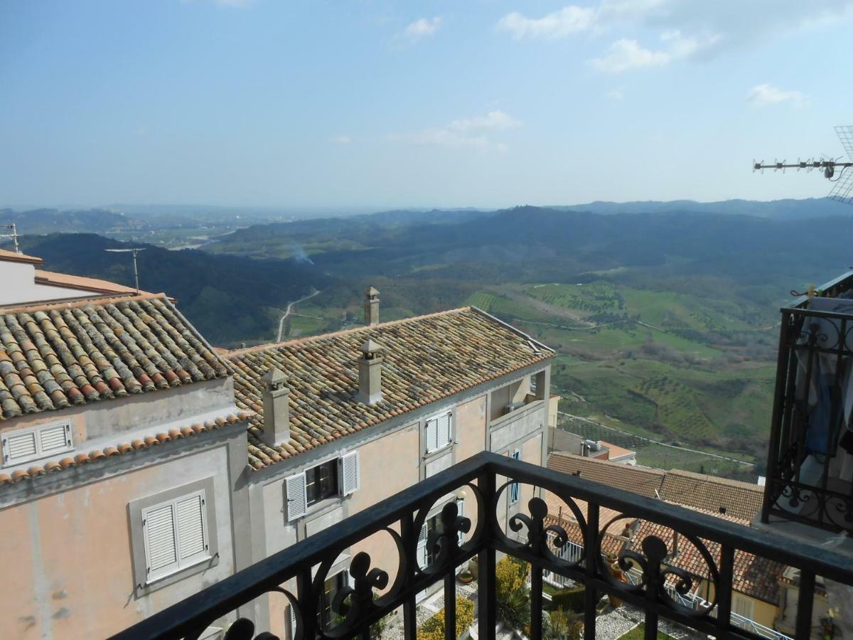 Holiday House Apartment Santa Severina Bagian luar foto